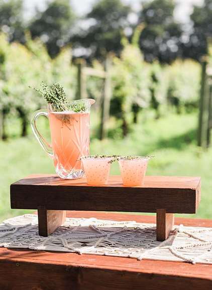 Burnt Orange & Berry Vineyard Wedding - Lấy cảm hứng từ điều này