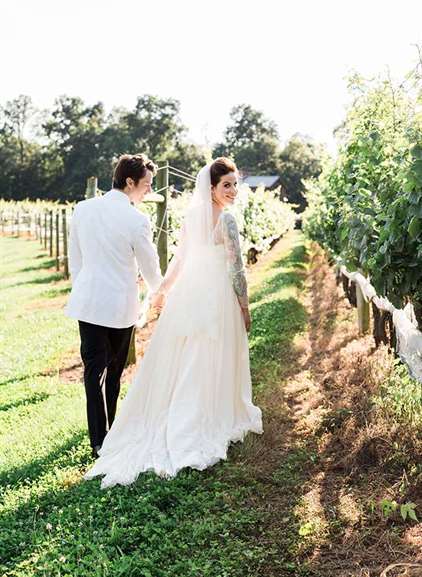 Burnt Orange & Berry Vineyard Wedding - Lấy cảm hứng từ điều này