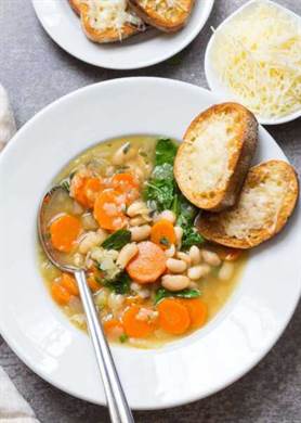 tuscan bean soup.jpg