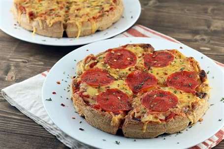 Ăn sáng keto bánh quế pizza