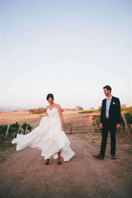 1643401439 968 Purple Vineyard Wedding cua J Wiley