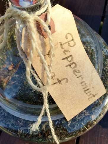 DIY Herbal Spa Satchel Peppermint Leaf