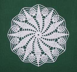 Pinapple daisy doily