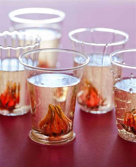 Công thức cocktail sâm panh gừng Hibiscus