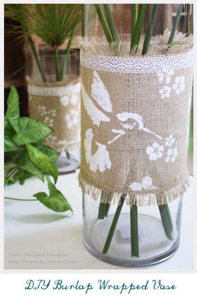 Bọc bình hoa bằng vải bố ren và giấy nến