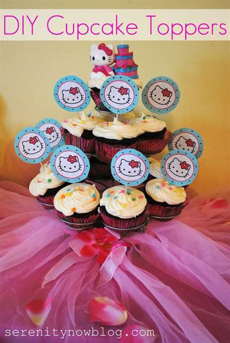 Hello kitty cake toppers