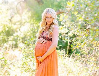 Ảnh về Meadow Bohemian Maternity