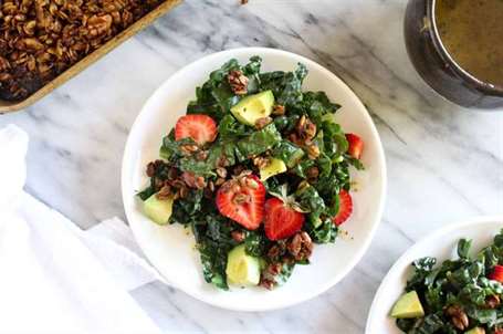 Kale Avocado Salad Recipe