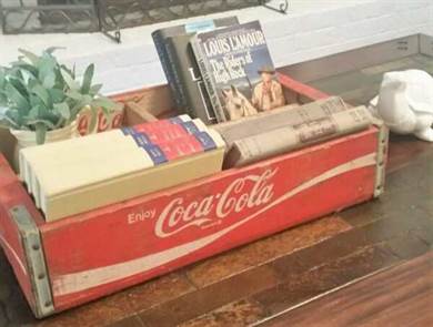 Hộp Coca Cola tái sử dụng cho sách