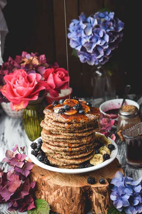 Chia yến mạch chuối pancakes công thức thuần chay không chứa gluten