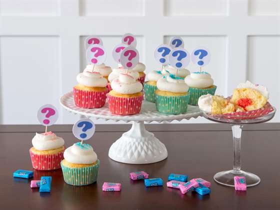 Jolly Rancher gender reveal cupcakes