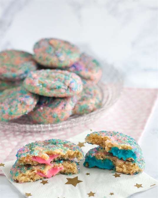 Gender reveal sprinkle cookies