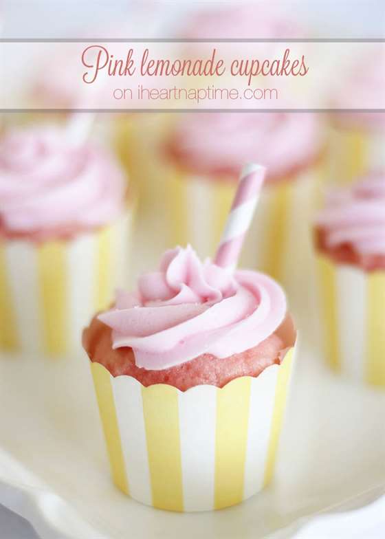 Hồng Lemonade Cupcakes