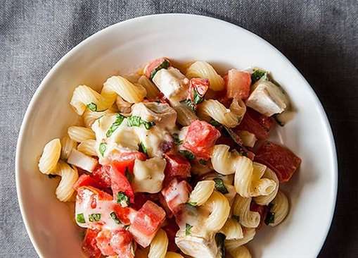 pasta with tomatoes garlic basil and brie.jpg