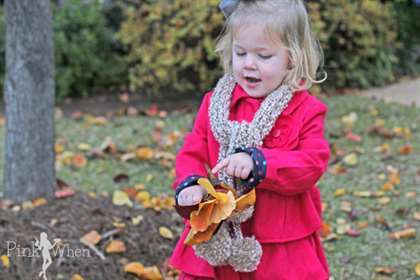 Crochet-Scarf-with-Pom-Pom_