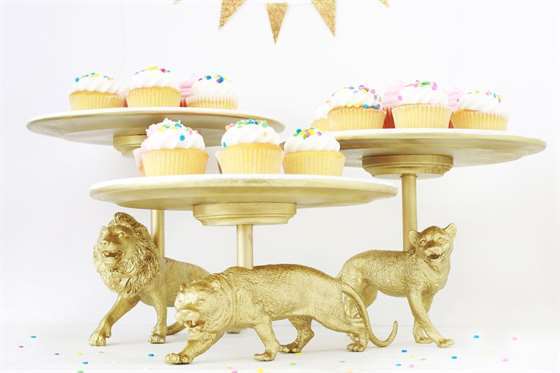 Wild Cat Cake Stadn