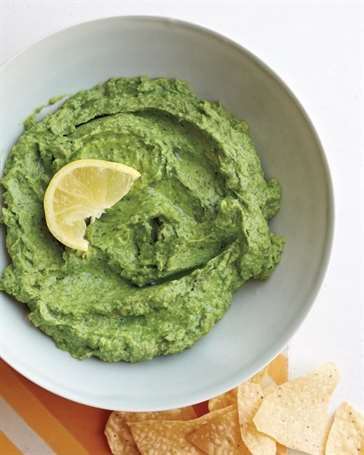 Guacamole hummus