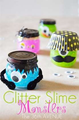 Tự làm lọ đựng thức ăn cho bé Glitter Slime