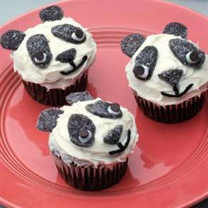 Công thức làm bánh cupcake gấu Panda ảnh 420x420 cl 003