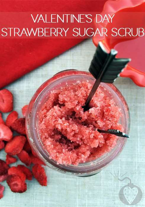 Strawberry Sugar Scrub - Thủ công dễ dàng cho ngày lễ tình nhân