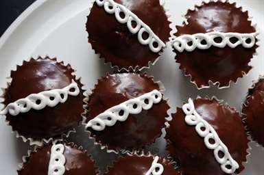 Hostess Cupcakes - Quà tặng ngày lễ tình nhân cho anh ấy