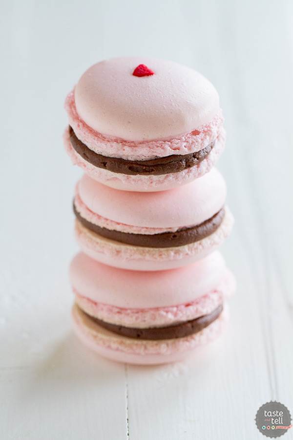 Sô cô la Cherry Pháp Macaroons - Điều trị Ngày lễ tình nhân