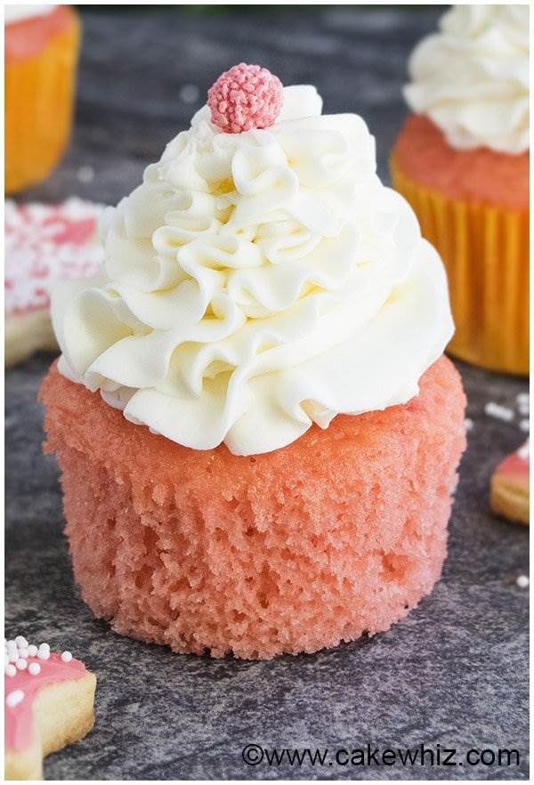 Champagne Cupcakes với Champagne Buttercream - Món tráng miệng dành cho lễ tình nhân