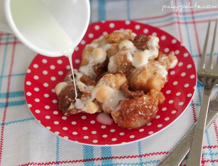 Mini rolo smores skillet Monkey bread 5