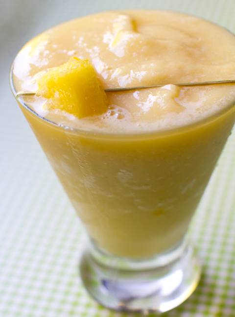 Vegan pinapple milkshake