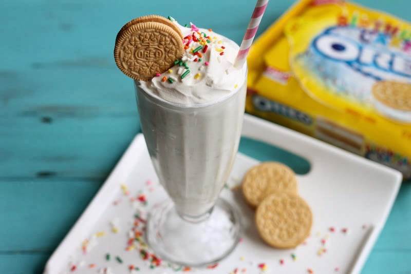 Bánh sinh nhật oreos sữa lắc