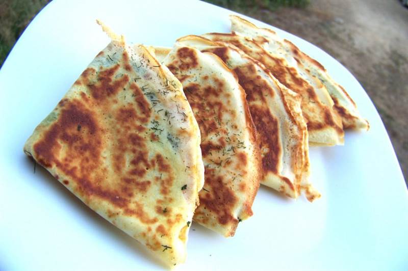 Công thức bánh crepe cải xoăn và pho mát