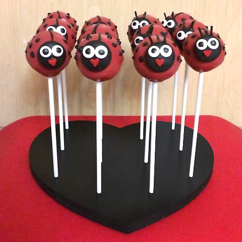 Ladybig cakepops