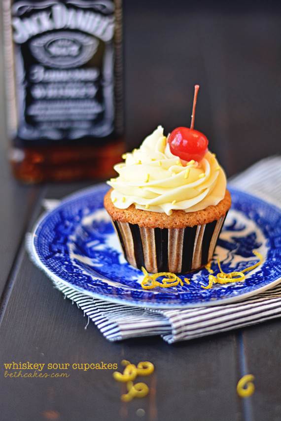 Bánh cupcake chua whisky