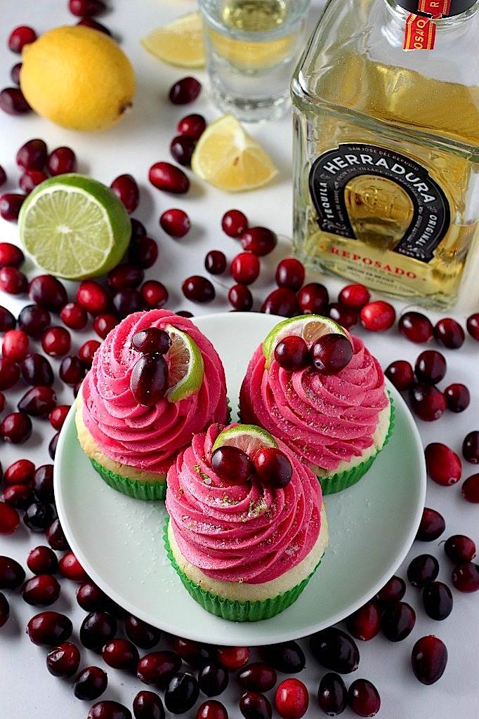 Bánh cupcake margarita nam việt quất