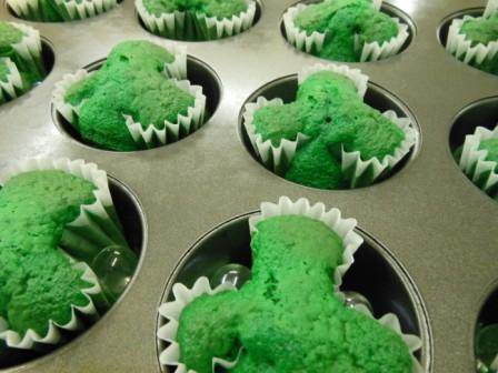 Bánh cupcake shamrock