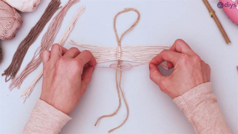 Hướng dẫn trang trí tường bằng sợi tự làm bằng sợi (19)
