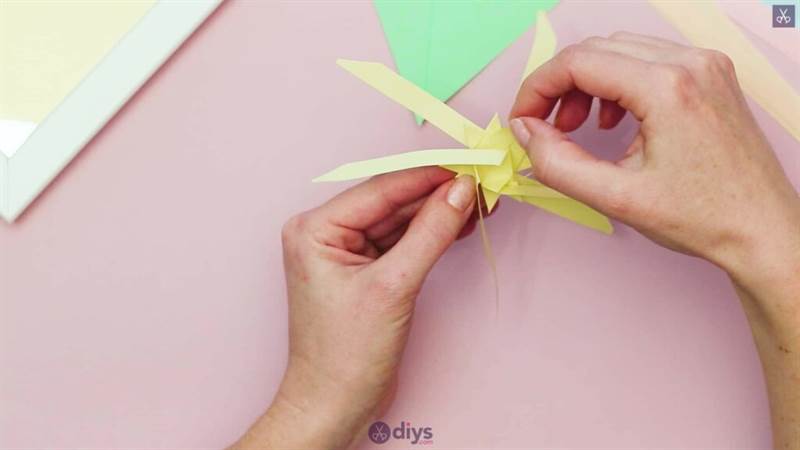 Diy origami flower art step 7a