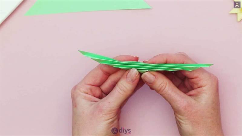 Tự làm nghệ thuật gấp giấy origami bước 11a