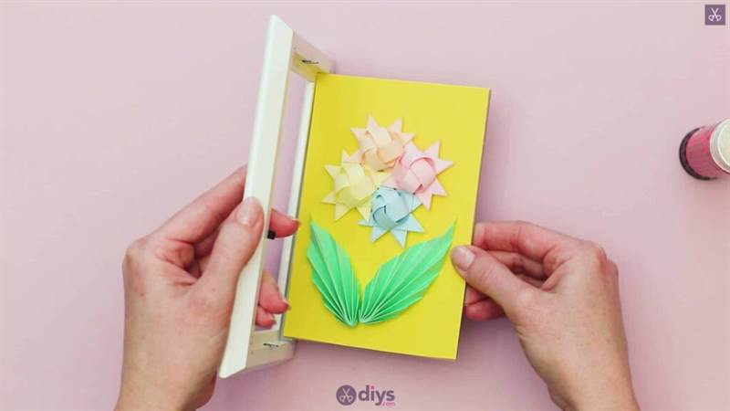 Tự làm nghệ thuật gấp giấy origami bước 12aa