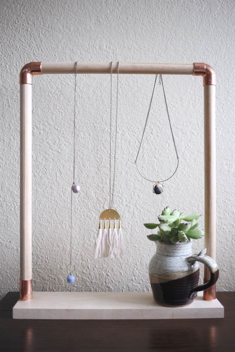 how to make a pipe jewelry stand.jpg