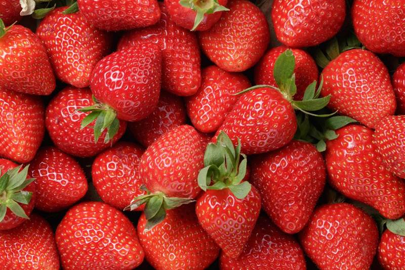 store-strawberries.jpg