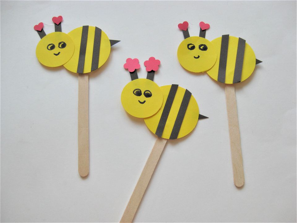 ý tưởng thủ công và nghệ thuật dễ dàng cho trẻ em - con rối ong kem